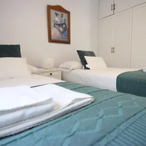 Rentalsevilla Espacioso En La Alameda De Hercules Con Parking Apartamento